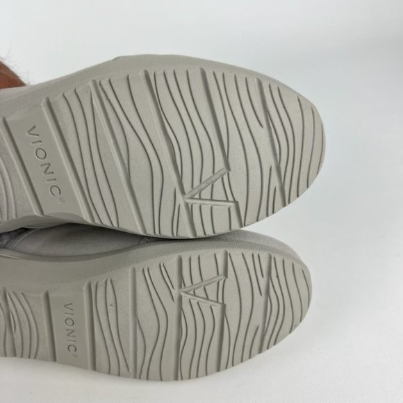 Vionic Denver Gray Canvas Snake Print Slip On Sneaker 6.5 Wide - Picture 13 of 16